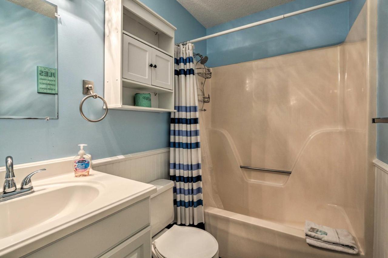 Colorful Hilton Head Condo With Beach And Pool Access! Hilton Head Island Exteriör bild